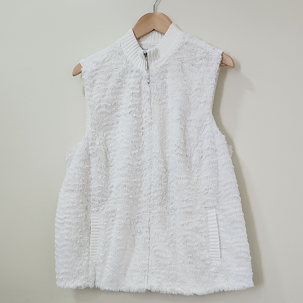 Alfred Dunner White Ribbed Vests